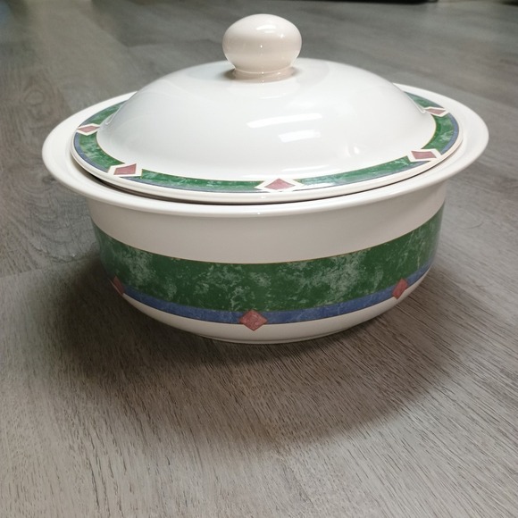 Pfaltzgraff mediterranean amalfi Large Round Casserole Dish With Lid - Picture 1 of 8